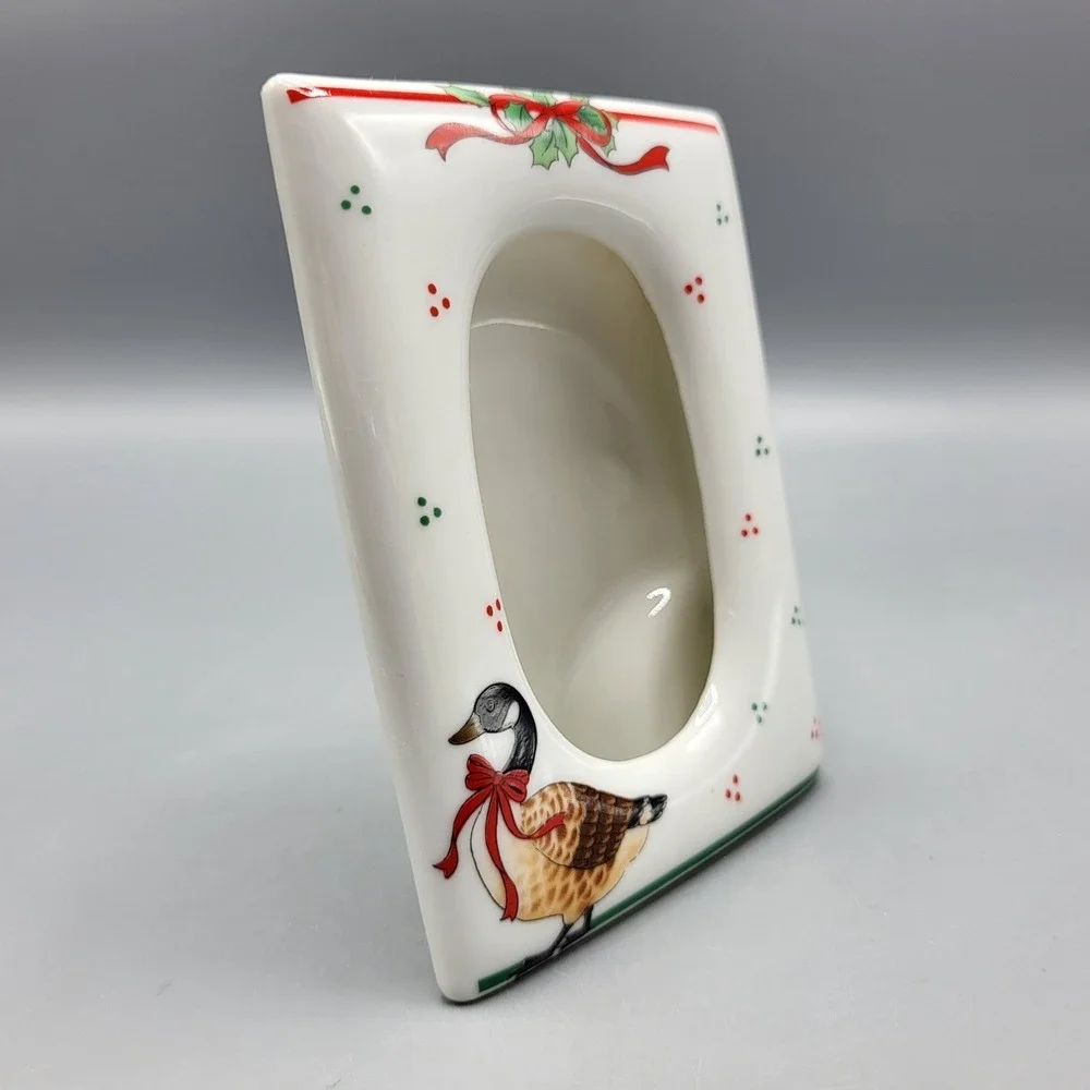 Holiday Ceramic Picture Frame Small Christmas Goose Holly White 4x3